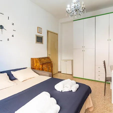 Apartment Centro - 5' Bus Da E Stazione - Wifi *